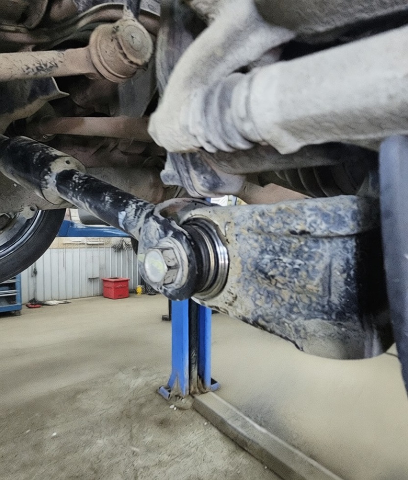 Замена сайлентблоков рычага Changan Uni-K