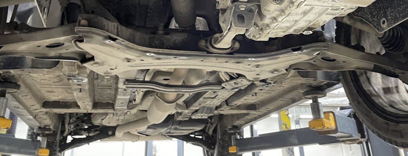 Готовится замена топливного фильтра Changan Uni-T