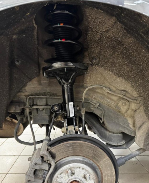 замена переднего амортизатора чанган