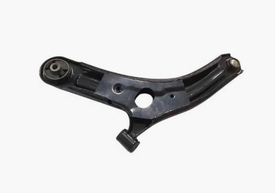 новый рычаг передней подвески чанган